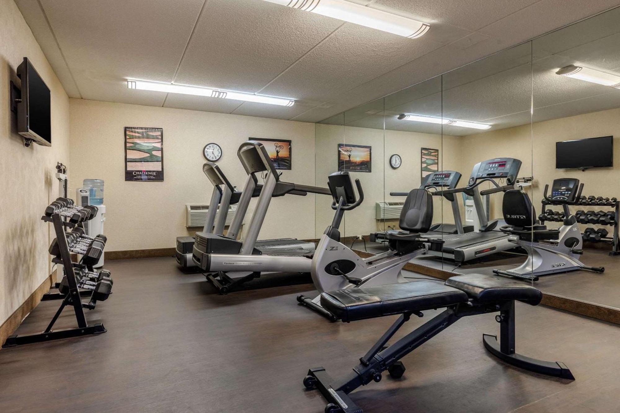 Suburban Studios Arlington Heights Elk Grove Dış mekan fotoğraf