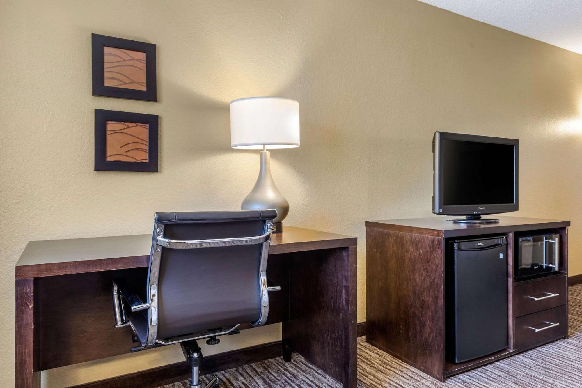 Suburban Studios Arlington Heights Elk Grove Dış mekan fotoğraf